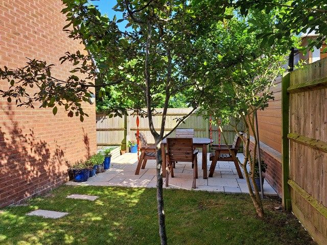 11 Queen's Crescent , Shrivenham